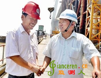 �人������������ˮ���� ���ڶ��ߴ��Ź��ػ��